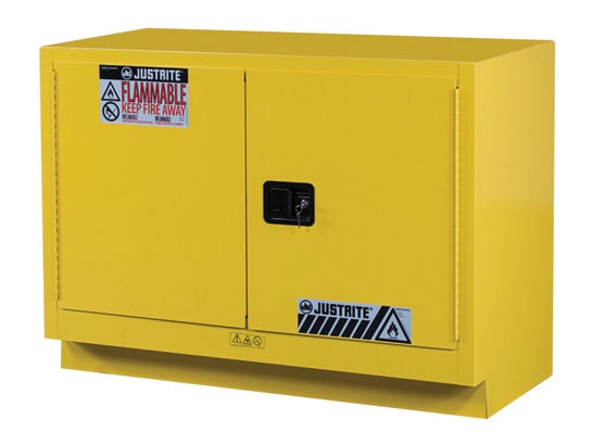 31 Gallon, 1 Shelf, 2 Doors, Manual Close, Flammable Cabinet, Sure